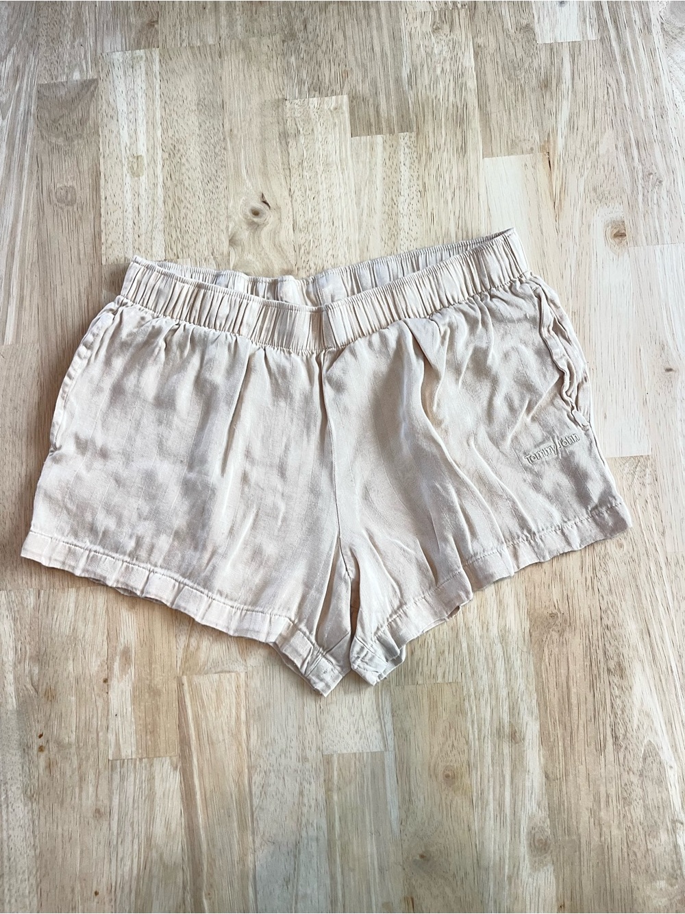 Tommy John’s 63% Rayon Light Beige Women's Elastic Waist Summer Shorts